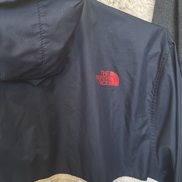 Women’s The North Face Navy and Cream 1/4 zip Windbreaker Sz L - Picture 7 of 8
